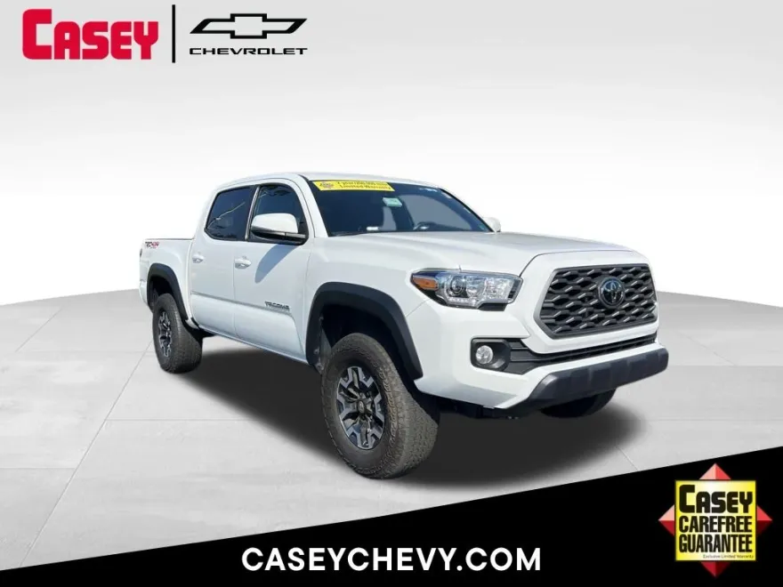 2023 Toyota Tacoma TRD Off-Road photo 1