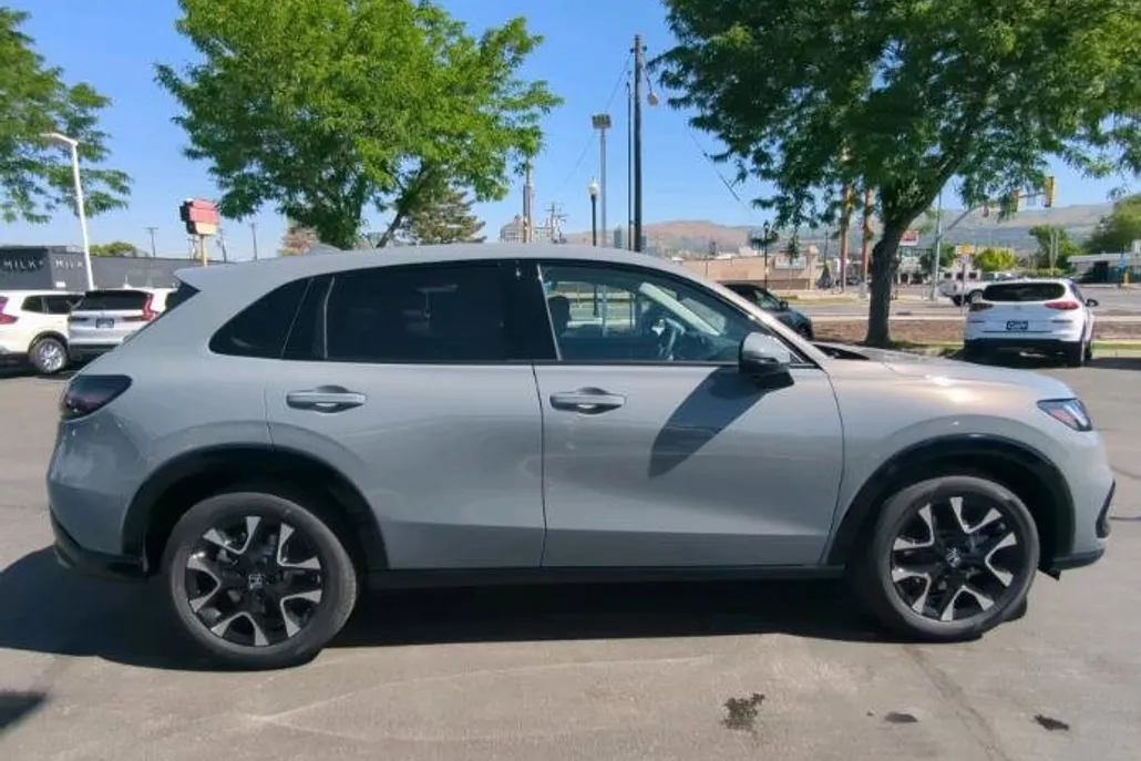 2026 Honda HR-V EX-L photo 1