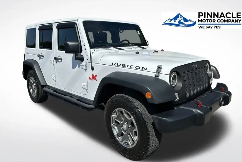 2014 Jeep Wrangler Unlimited Rubicon photo 1