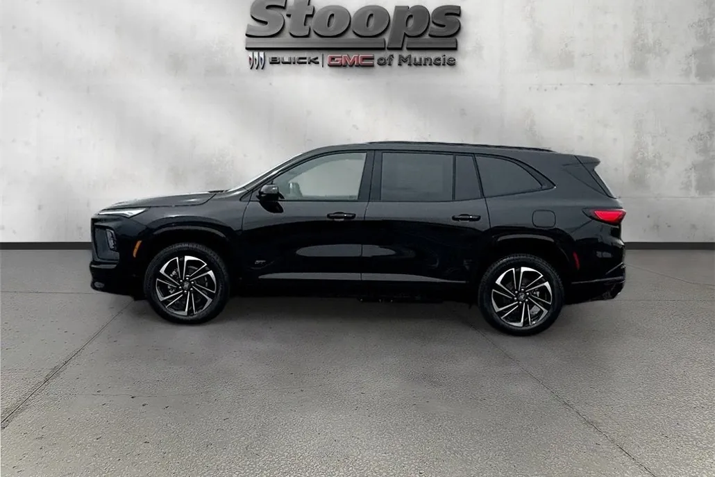 2026 Buick Enclave Sport Touring photo 1