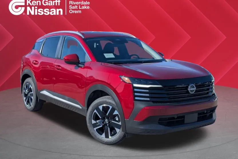 2025 Nissan Kicks SV photo 1