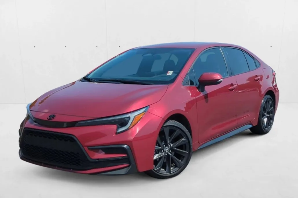 2023 Toyota Corolla SE photo 1