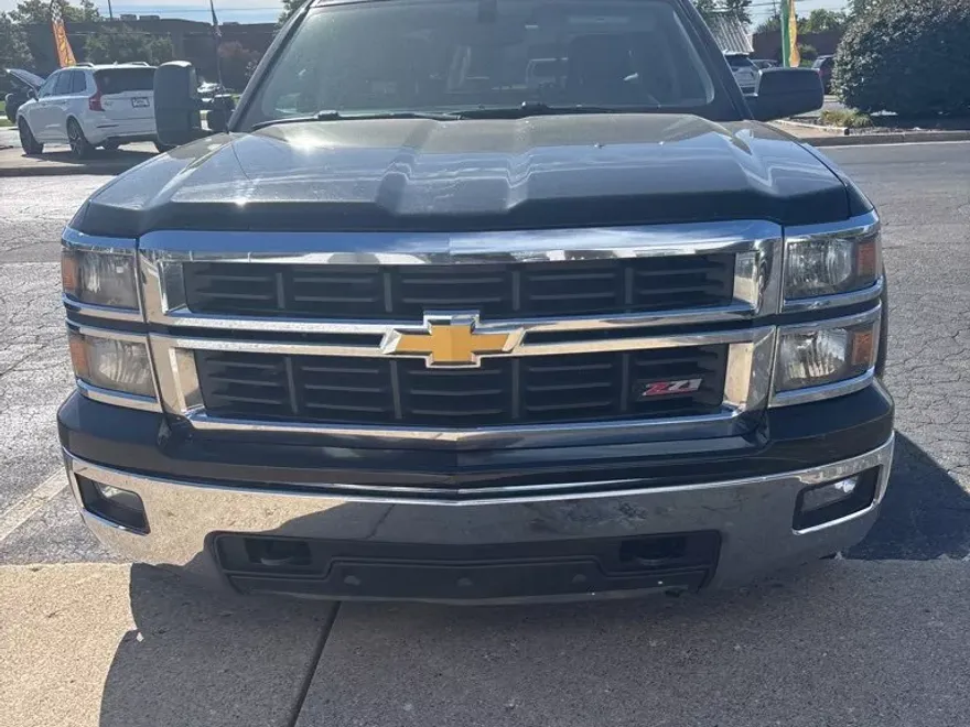 2014 Chevrolet Silverado 1500 LT photo 1