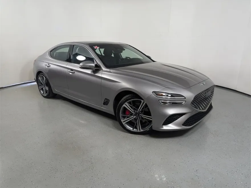 2024 Genesis G70 2.5T Sport Prestige photo 1