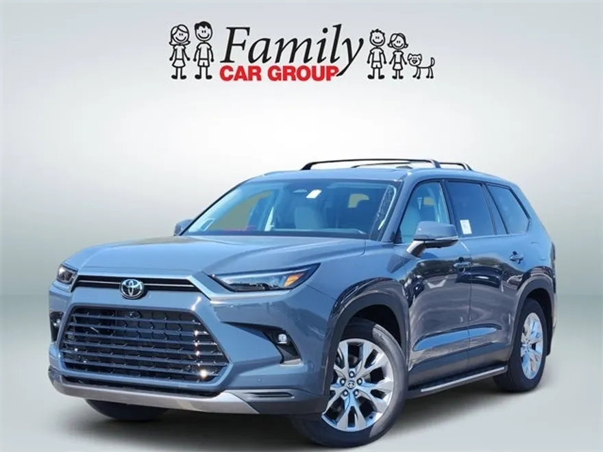 2026 Toyota Highlander Hybrid Limited photo 1