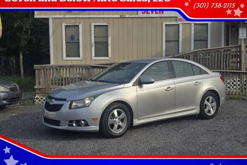 2012 Chevrolet Cruze LT photo 1