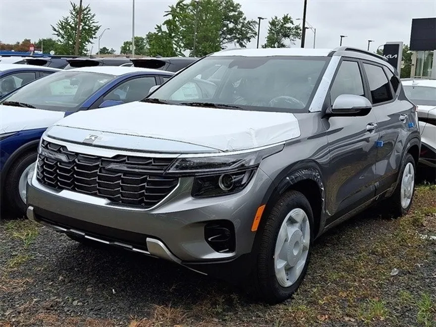2026 Kia Seltos S photo 1