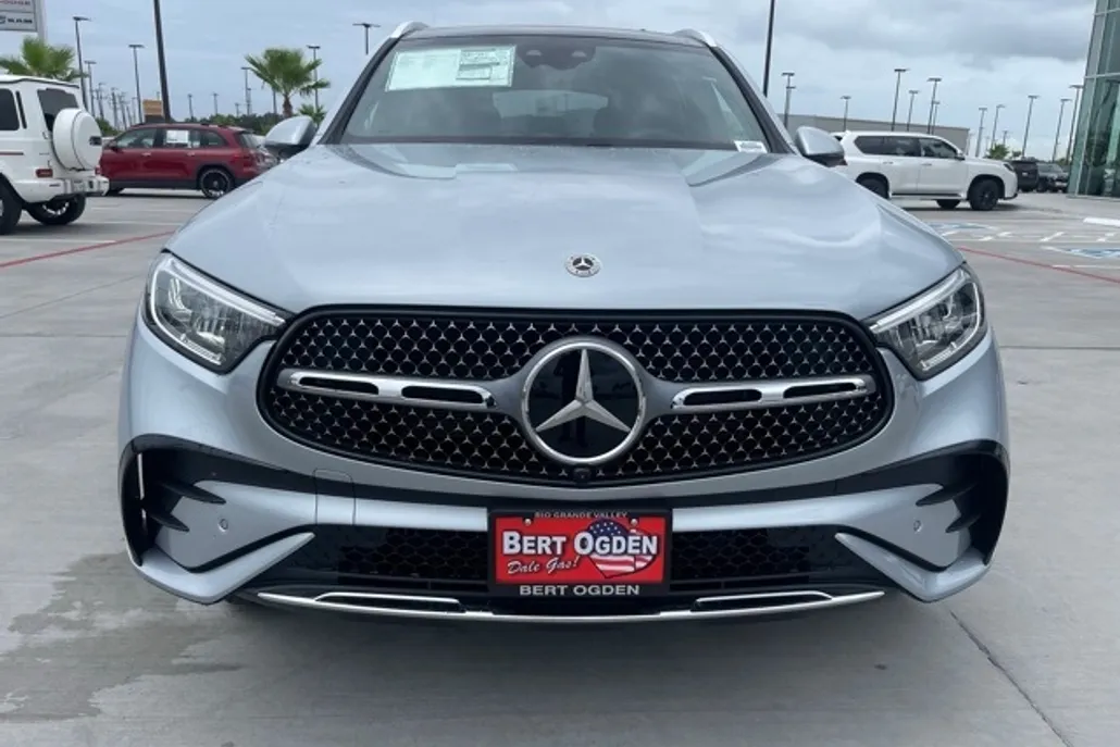 2025 Mercedes Benz GLC 350e 4MATIC photo 1