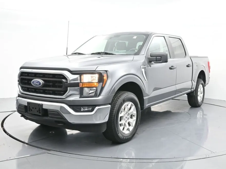 2023 Ford F-150 XLT photo 1