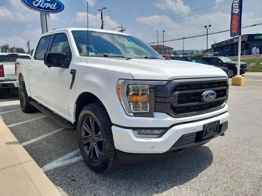 2022 Ford F-150 XLT photo 1