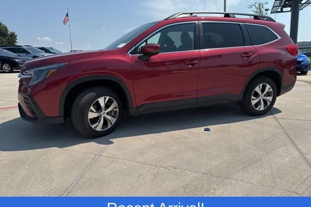 2024 Subaru Ascent Premium photo 1
