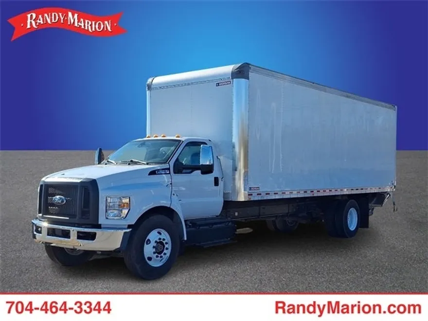 2023 Ford F-650 photo 1