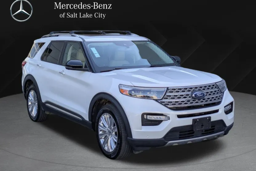 2022 Ford Explorer Limited photo 1
