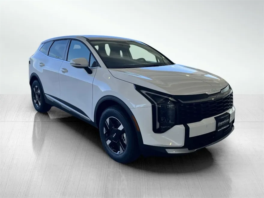 2026 Kia Sportage LX photo 1