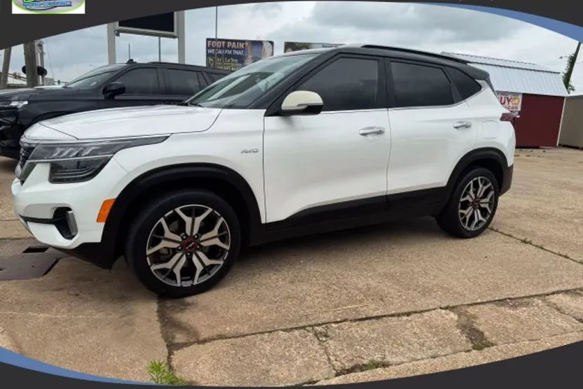 2022 Kia Seltos SX photo 1