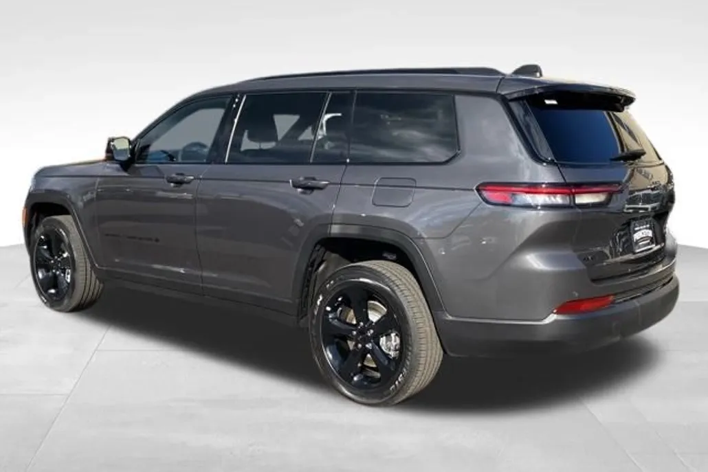 2025 Jeep Grand Cherokee Altitude X photo 1