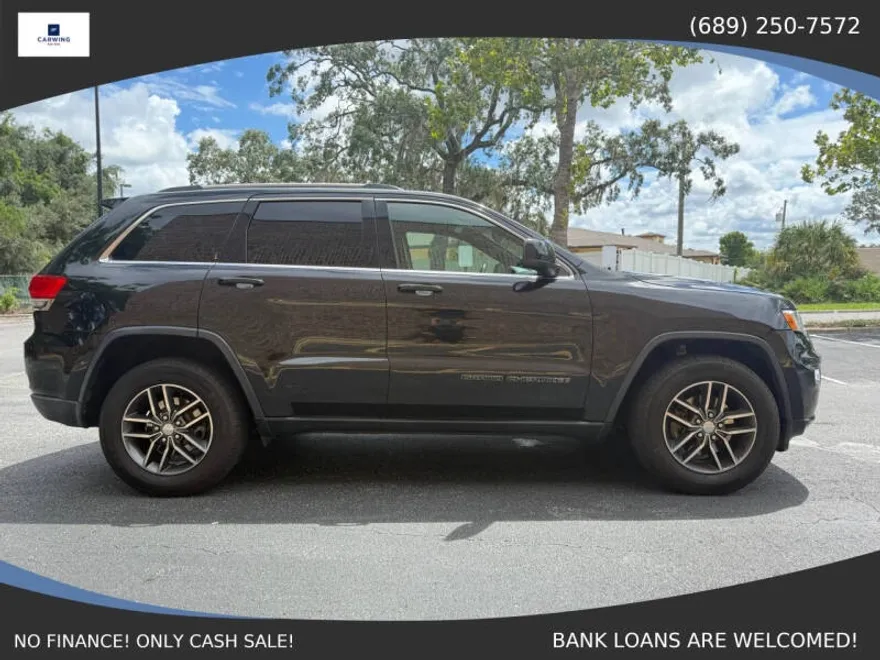 2017 Jeep Grand Cherokee Laredo Sport photo 1