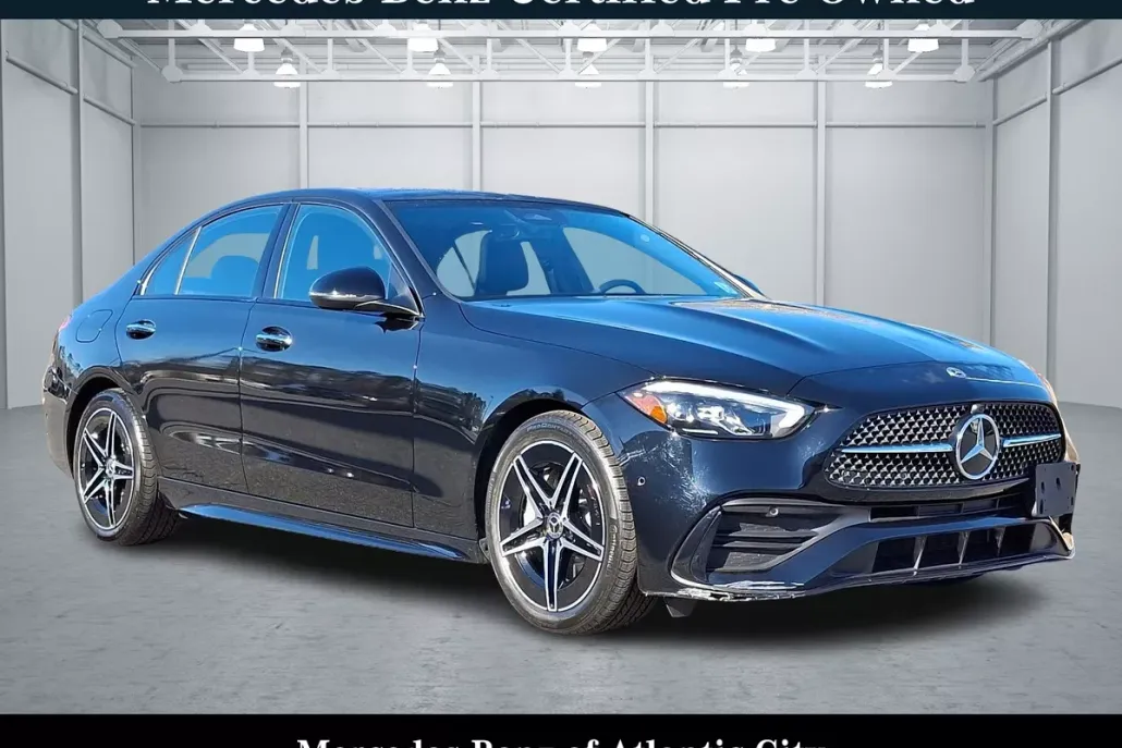2024 Mercedes Benz C 300 photo 1