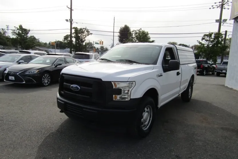 2017 Ford F-150 XLT photo 1