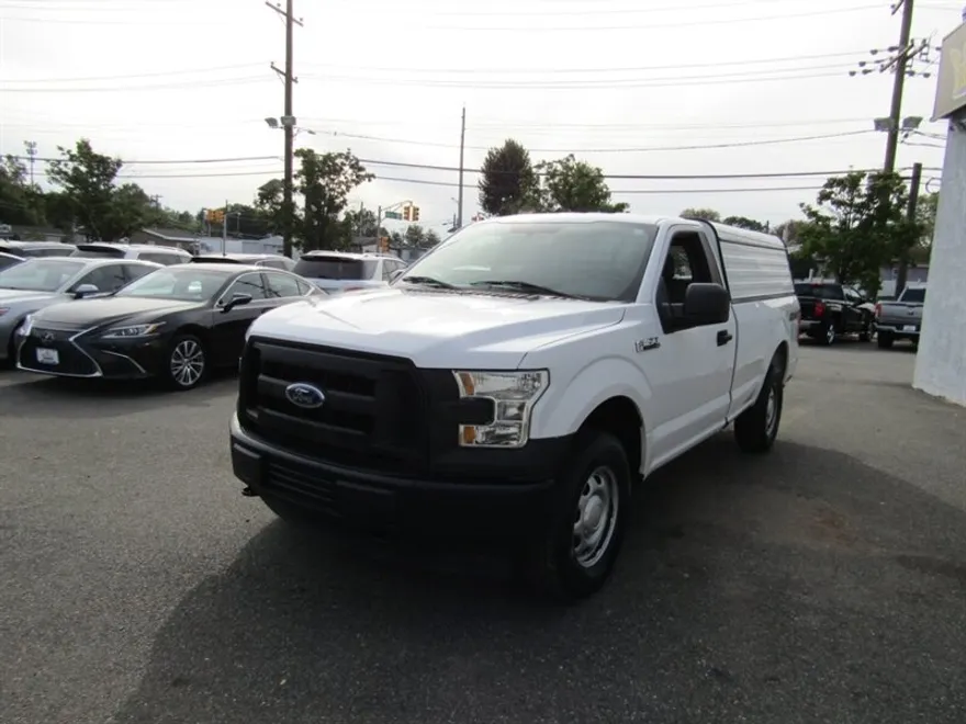 2017 Ford F-150 XLT photo 1