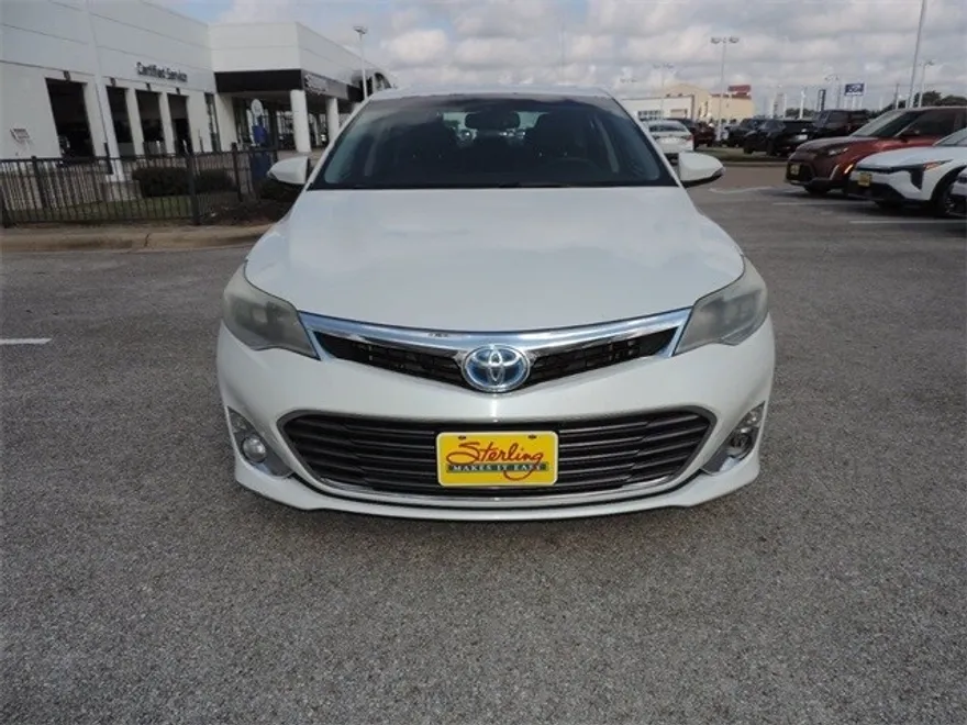 2013 Toyota Avalon Hybrid XLE Premium photo 1