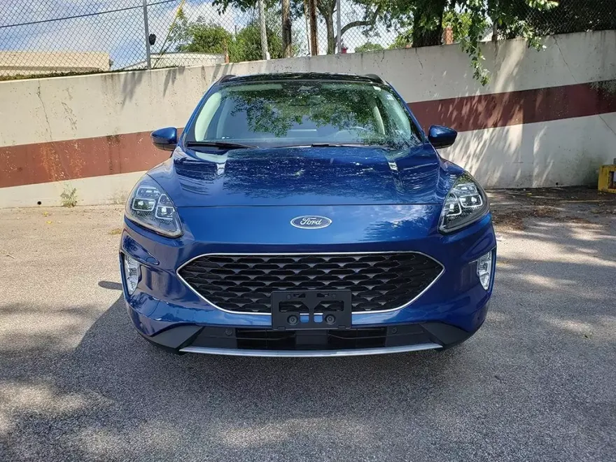 2022 Ford Escape Titanium photo 1