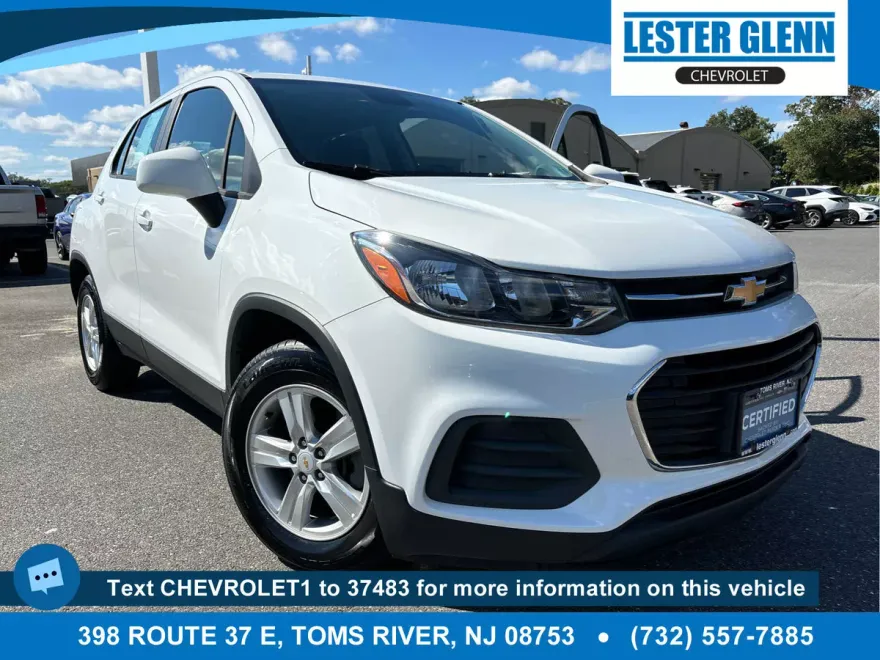 2020 Chevrolet Trax LS photo 1