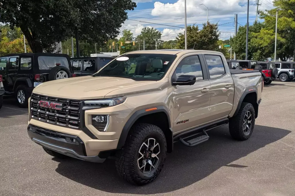 2023 Gmc Canyon AT4X photo 1