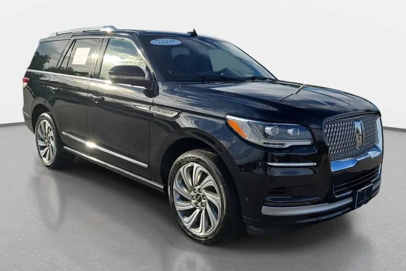 2023 Lincoln Navigator Reserve photo 1