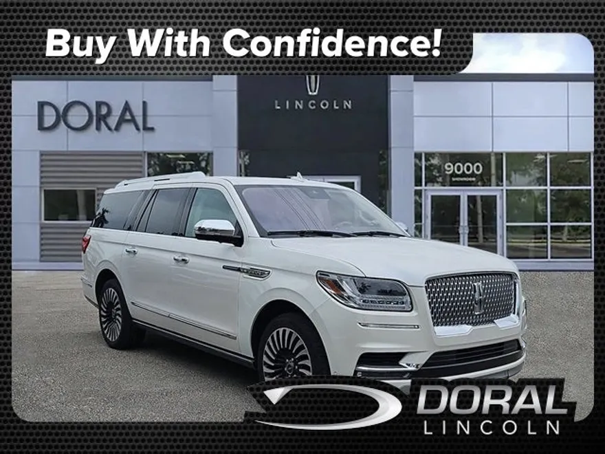 2019 Lincoln Navigator Black Label photo 1