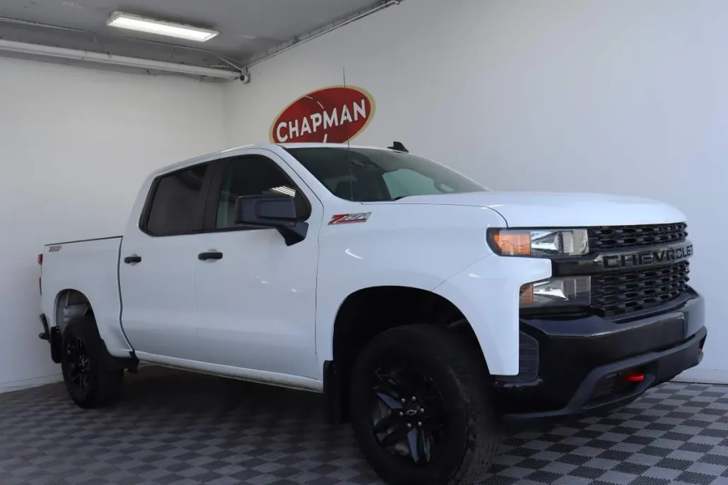 2022 Chevrolet Silverado Trail Boss Custom photo 1