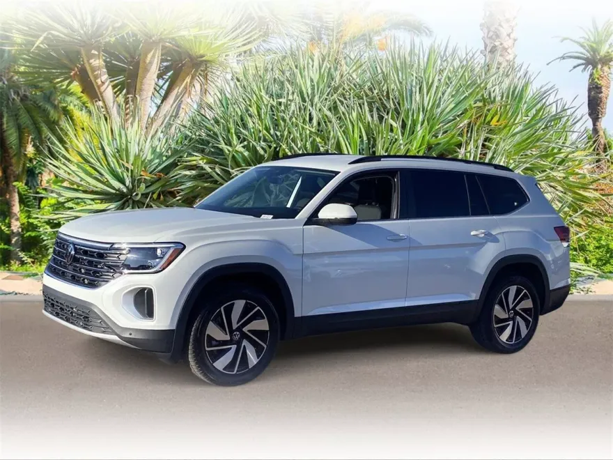 2026 Volkswagen Atlas SE Technology photo 1