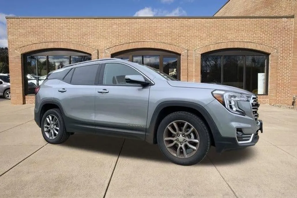 2024 Gmc Terrain SLT photo 1