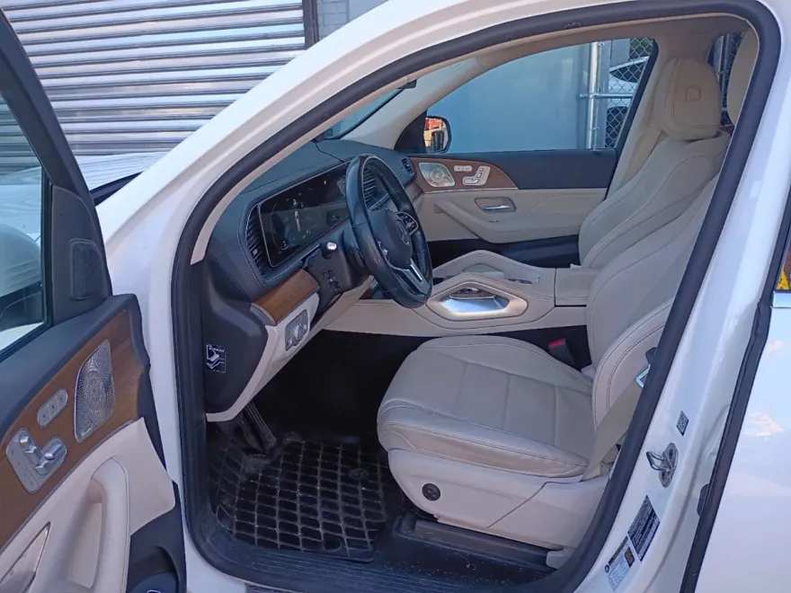 2022 Mercedes Benz GLS 450 4MATIC photo 1