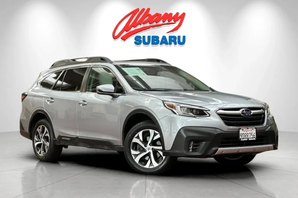 2022 Subaru Outback Limited XT photo 1
