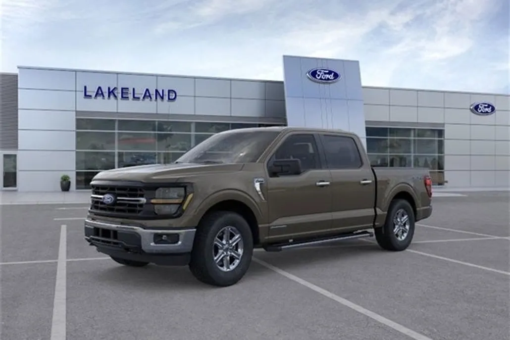 2025 Ford F-150 XLT photo 1