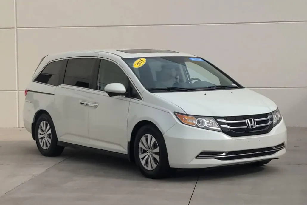 2015 Honda Odyssey EX-L photo 1