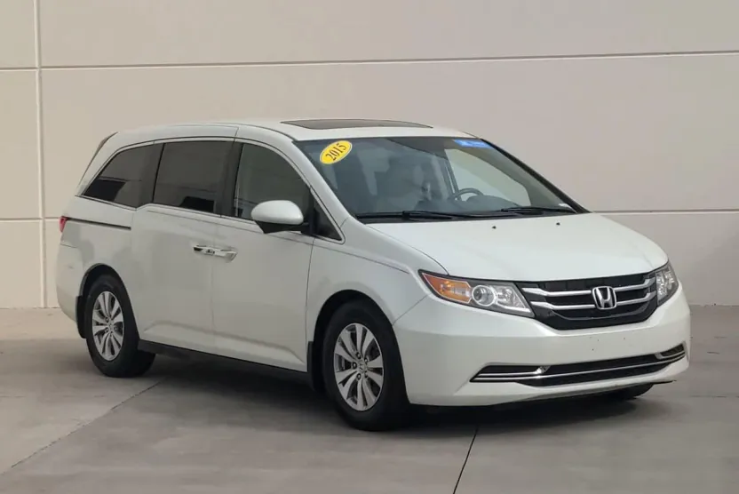 2015 Honda Odyssey EX-L photo 1