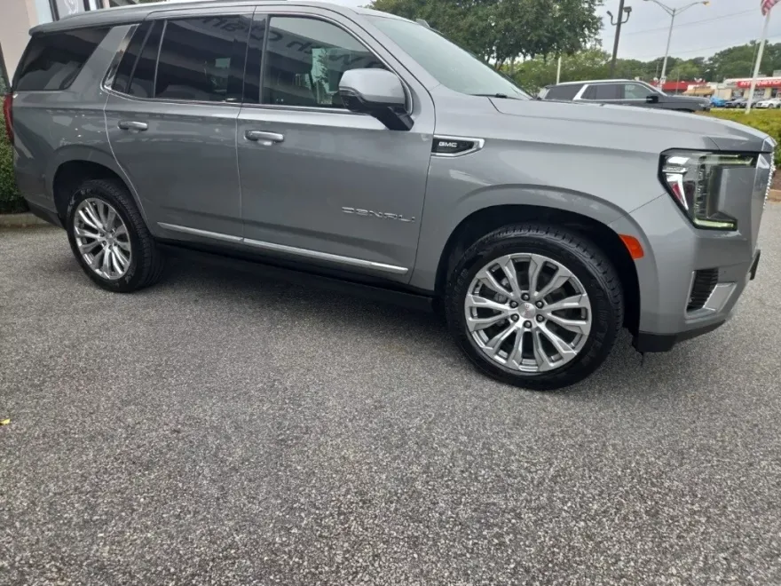 2023 Gmc Yukon Denali photo 1