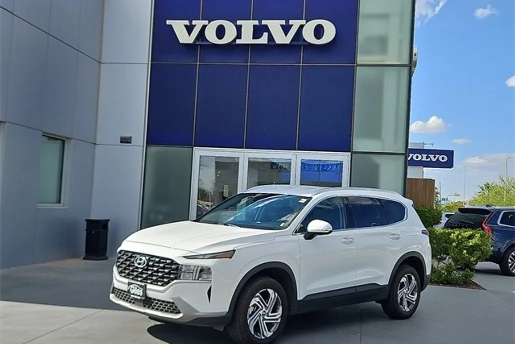 2023 Hyundai Santa Fe SEL photo 1