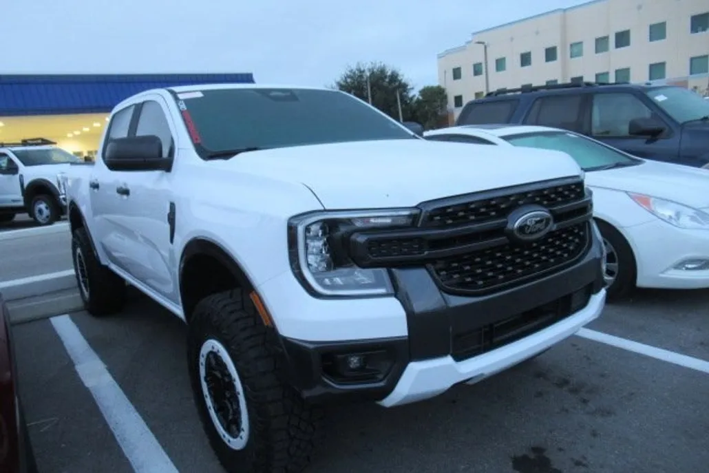 2024 Ford Ranger XLT photo 1