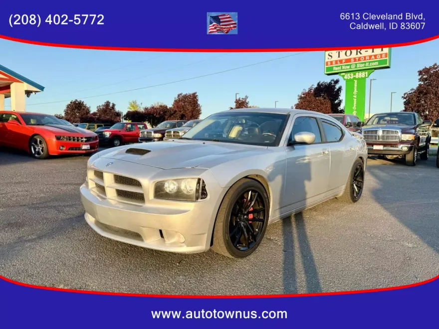 2010 Dodge Charger SRT8 photo 1