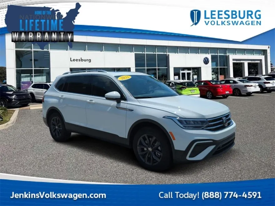 2022 Volkswagen Tiguan SE photo 1