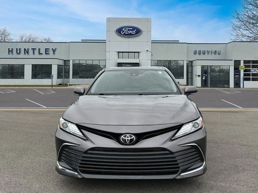 2024 Toyota Camry XLE photo 1