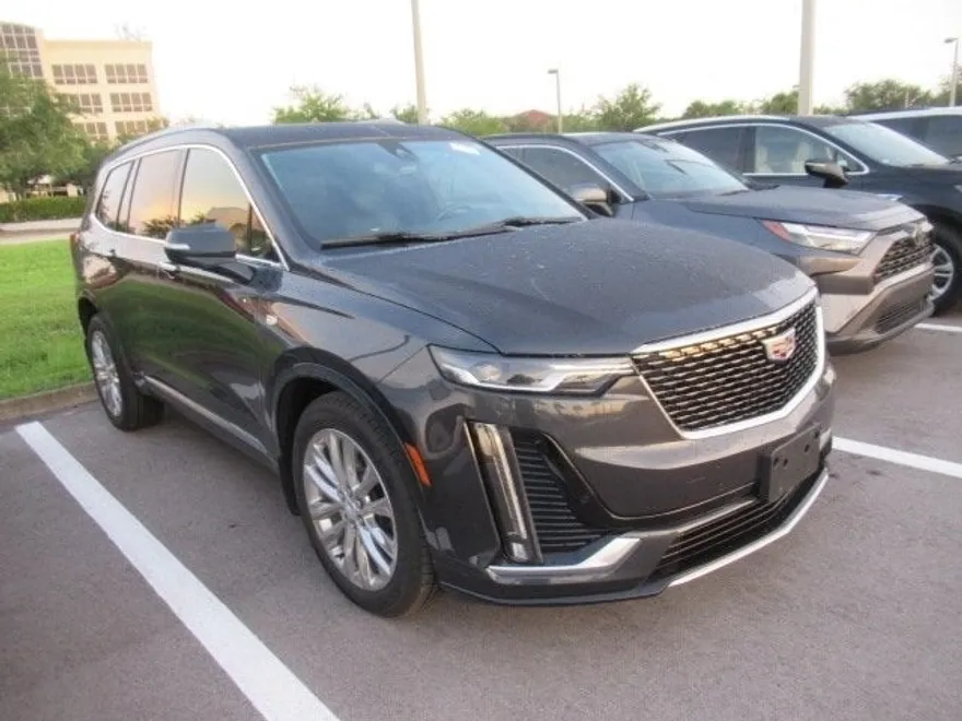 2021 Cadillac XT6 Premium Luxury photo 1