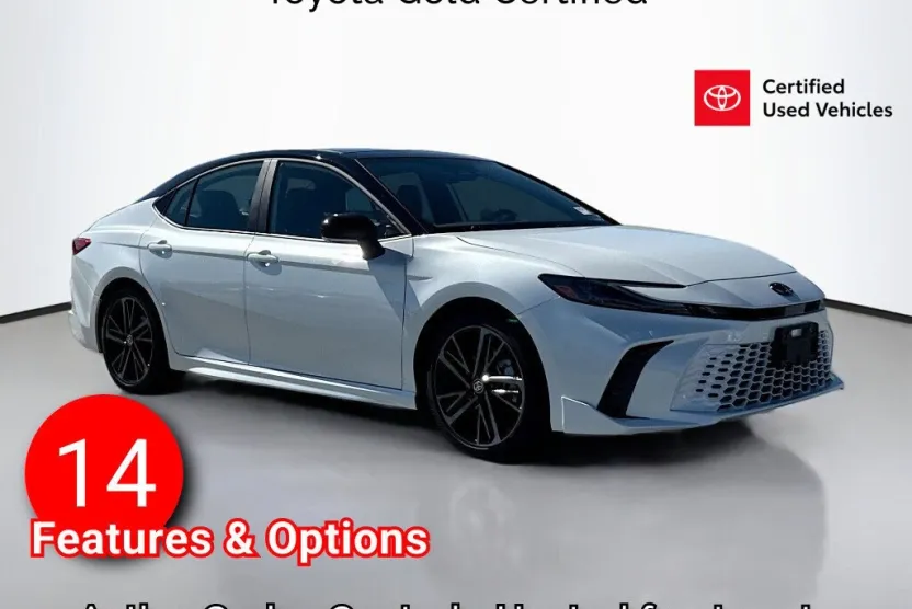 2025 Toyota Camry XSE photo 1