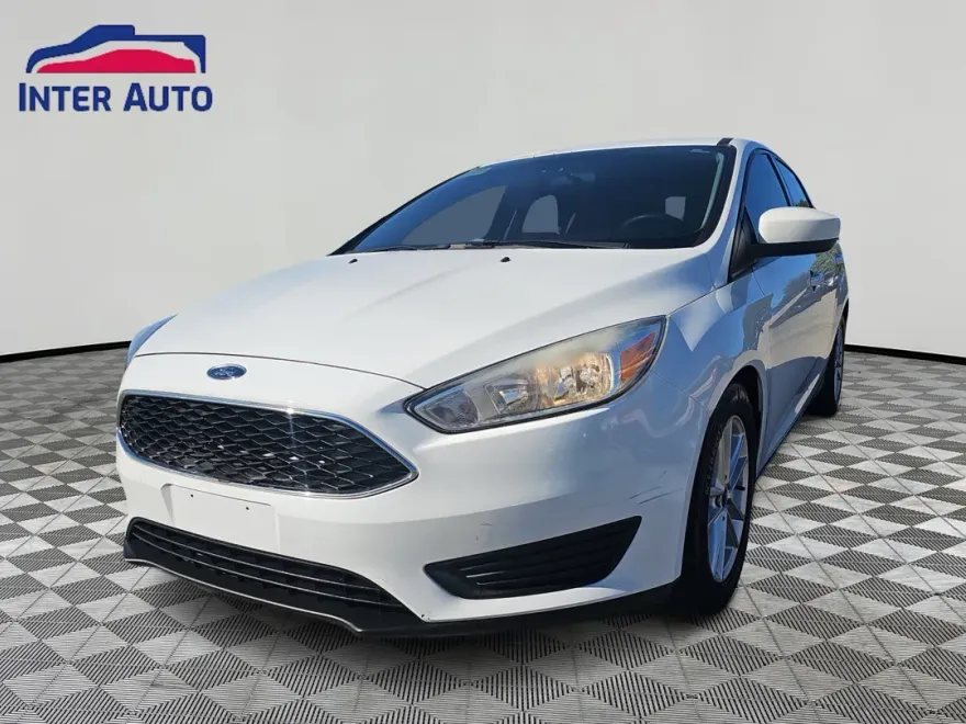 2018 Ford Focus Sedan photo 1