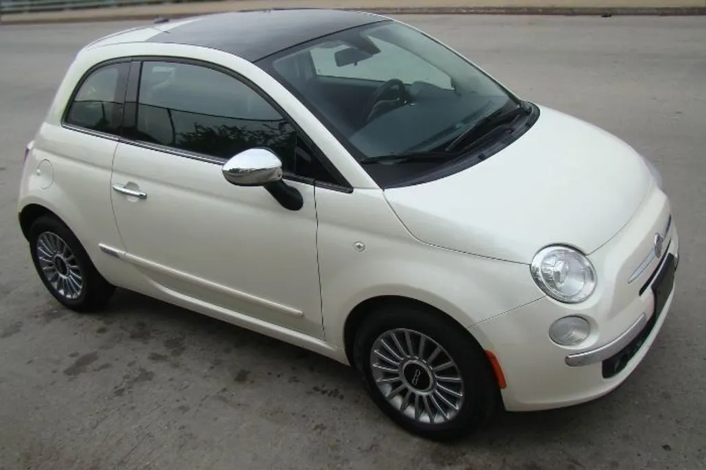 2012 Fiat 500 Lounge photo 1