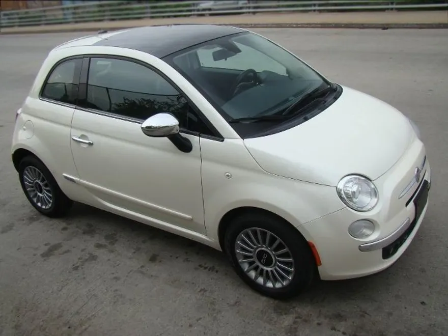 2012 Fiat 500 Lounge photo 1