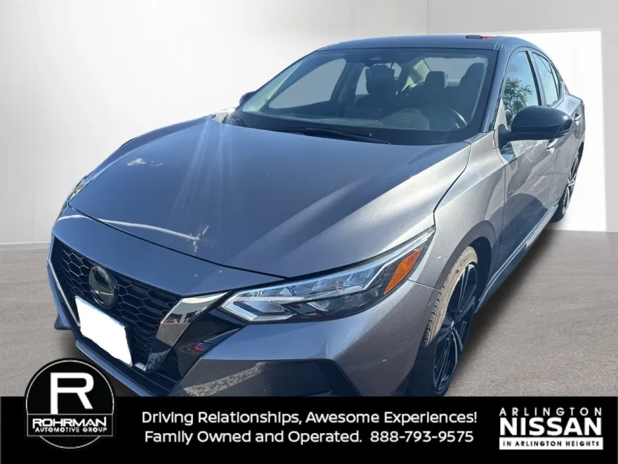 2022 Nissan Sentra SR photo 1